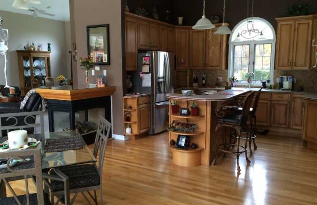 5694 S Hayrake Hollow Gallery 3