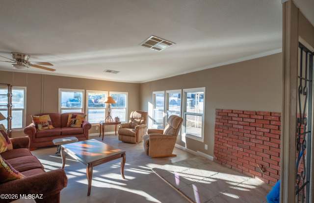 174 Calle Contento - 174 Calle Contento, Greenlee County, AZ 85533