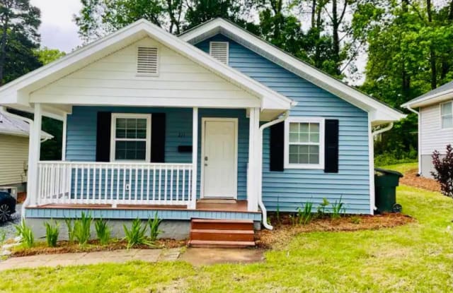 211 Armfield Ave - 211 Armfield Avenue, Asheboro, NC 27203