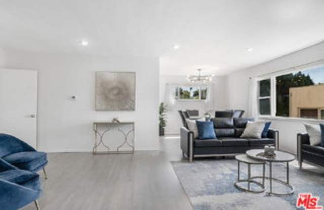 344 Rexford Drive Gallery 1