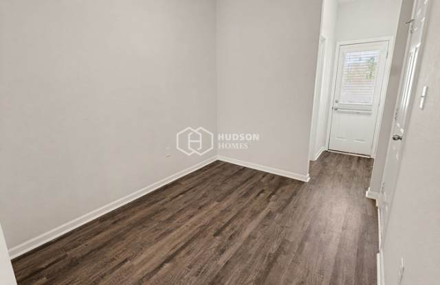 6221 Rainbow Row Gallery 4