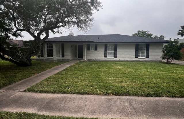 1018 Pyramid Drive photos photos