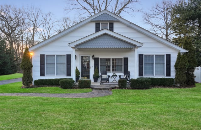 1716 Melville Street - 1716 Melville Street, Oakhurst, NJ 07755