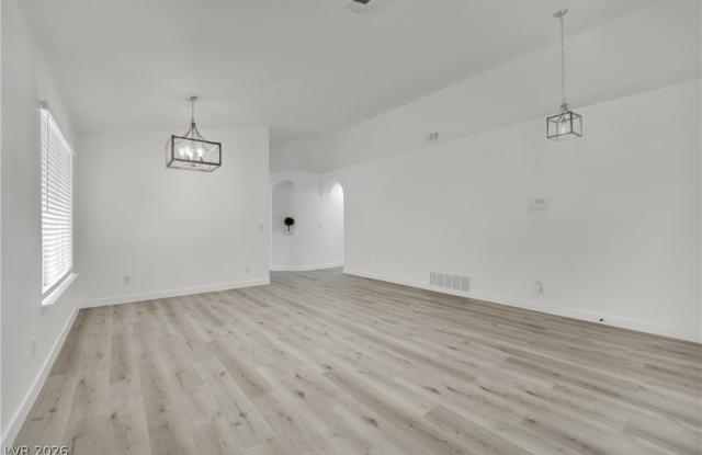 9228 Sun Rose Avenue Gallery 4