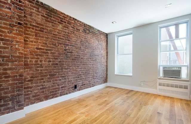 249 Broome St Gallery 3