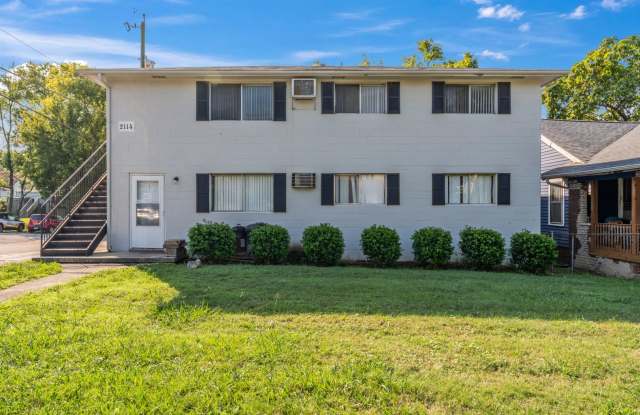 Knoxville 37917 - 2 bedroom 1 bath - call Ryan Fogarty 865-333-4840 photos photos