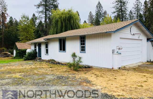 Country Feel - 1+ Bedroom/1 bath - Attached garage photos photos