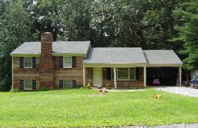 Split Level House in Campbell County School District photos photos