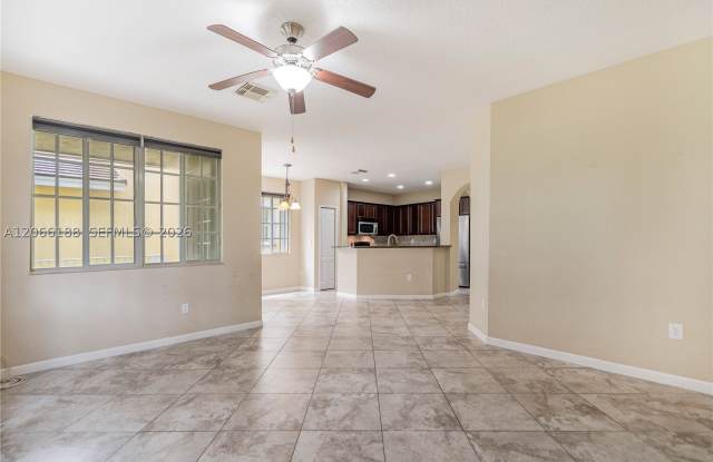 27621 SW 139th Pl Gallery 4
