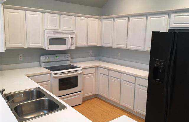 9880 Danbury Drive Gallery 3