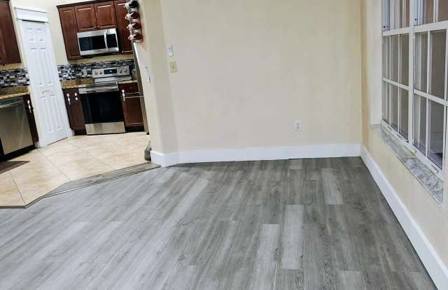 11252 Cypress Leaf Drive Gallery 3