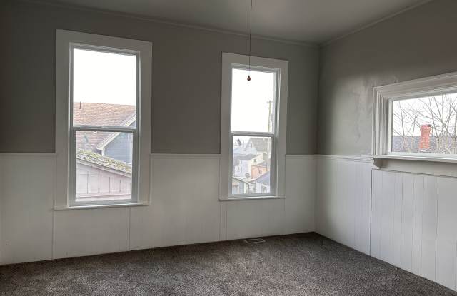 256 4th Street photos photos