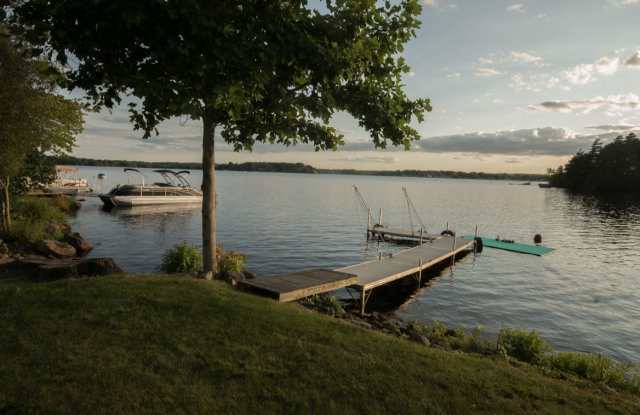 7 Cottage Ln Gallery 2
