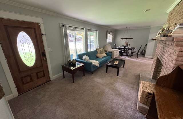 Room in 3 Bedroom Home at 1192 Eastridge Rd SW photos photos