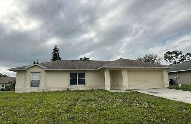 1492 Glencove Avenue NW photos photos