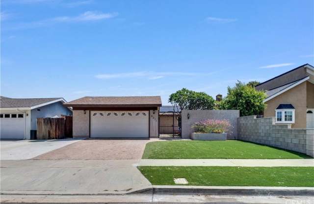 5071 Doanoke Avenue photos photos
