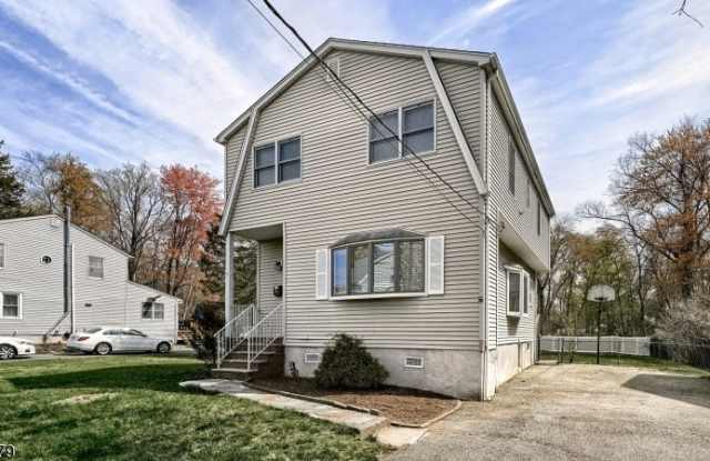 8 Lyman Ave photos photos