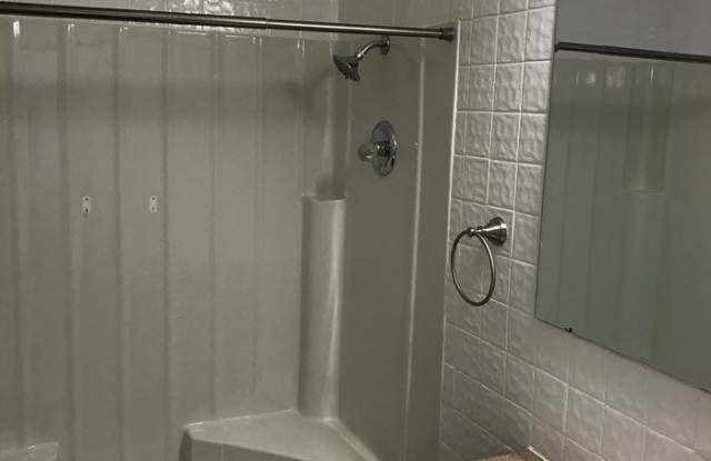 8309 East 110th Street Gallery 3