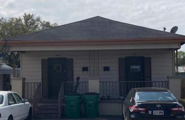 512 MACARTHUR Avenue photos photos