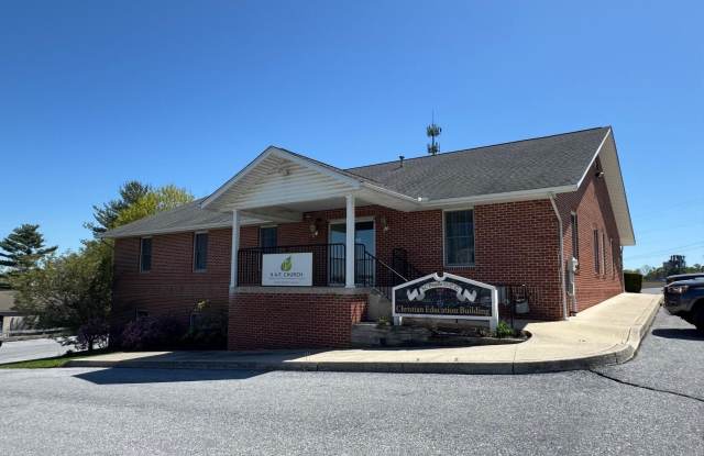 235 W 2ND Street photos photos