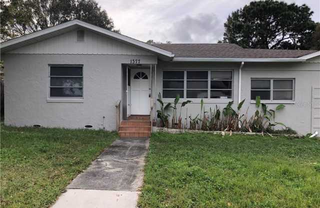 1377 PIERCE STREET - 1377 Pierce Street, Clearwater, FL 33756