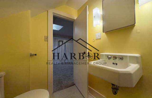 Cozy Studio Unit Near Mayo Clinic Gallery 4