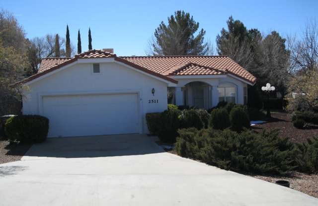Beautiful 3 Bedroom Home! Available Now! photos photos
