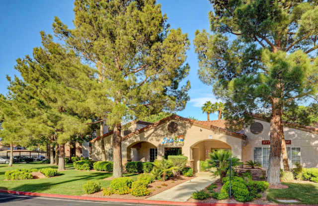 BEAUTIFUL 1 BEDROOM, 1 BATH CONDO! - 7631 Tackle Drive, Las Vegas, NV 89128