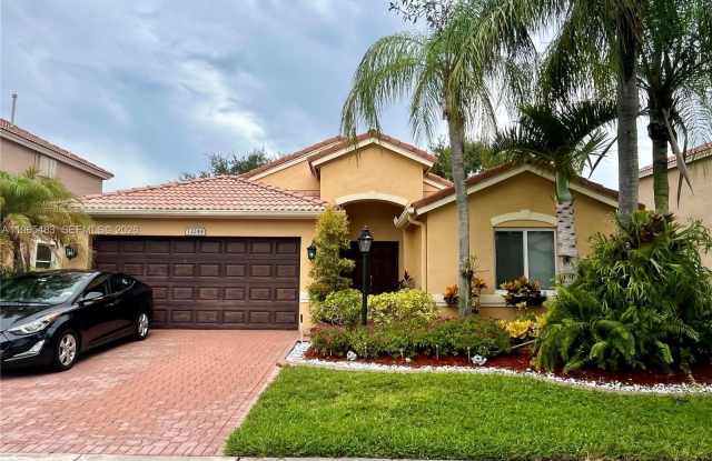 13244 NW 12th St photos photos