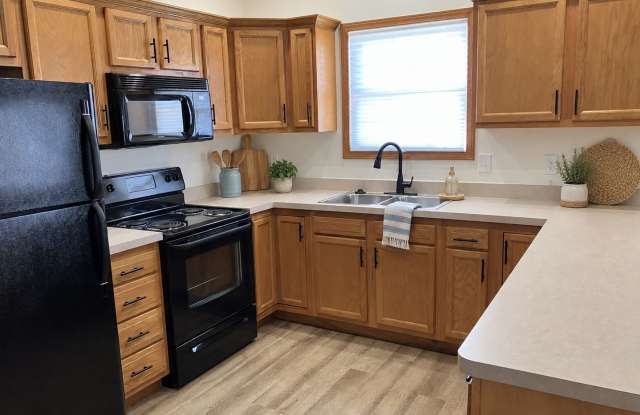 Ends 9/30: $0 to apply + $500 off your move-in Gallery 3