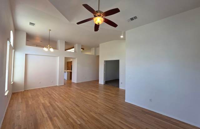 3 Car Garage Gallery 3