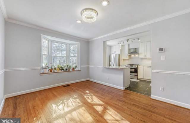 7222 BROOKFALLS Terrace Gallery 3