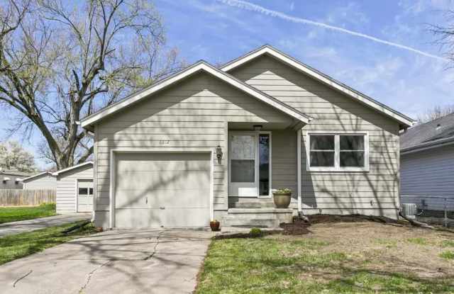 Charming Ranch Home For Rent Near Aksarben photos photos
