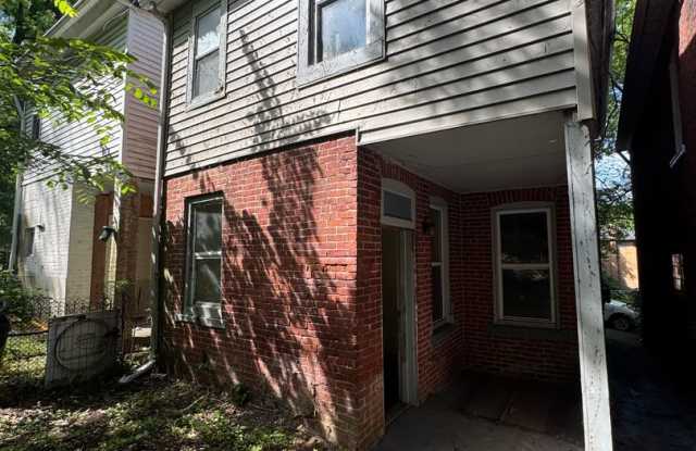 Video Walkthrough-Renovated 3 Bedroom 1 Bath Single Family House in East Pittsburgh Gallery 3