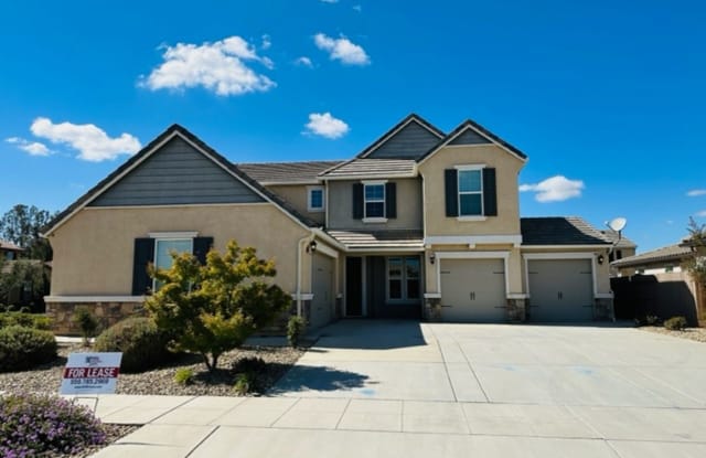 1256 N Redington Ave - 1256 North Redington Avenue, Clovis, CA 93619