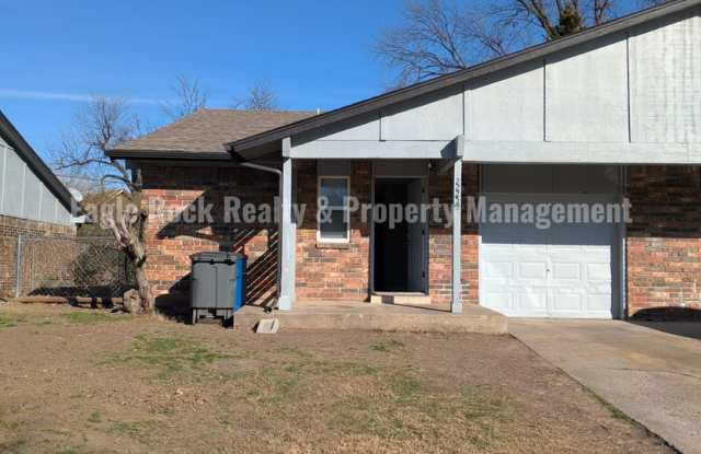 East Tulsa Duplex Unit for Rent (2beds/1.5baths) photos photos