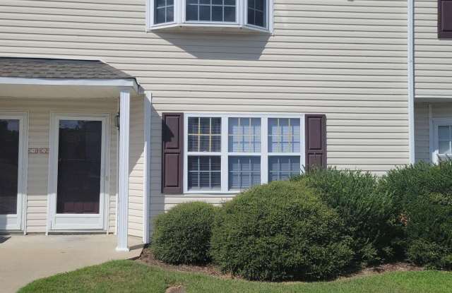 2112 Flagstone Court Gallery 2