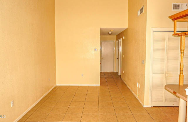 3559 OASIS Drive Gallery 4