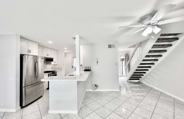 FOR RENT - Charming Poway 2BR/1.5 BA FULL REMODEL Townhome Privately Located With A Fenced Backyard In Poway Gallery 4