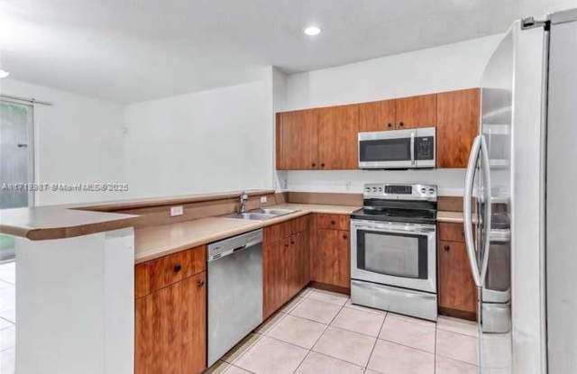 2577 SW 82nd Avenue 102, Miramar, FL 33025 photos photos
