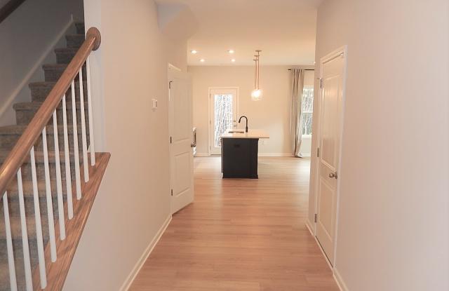 817 Oak Center Drive - 1 Gallery 2