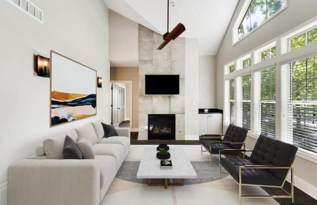 240 Renaissance Parkway NE photos photos