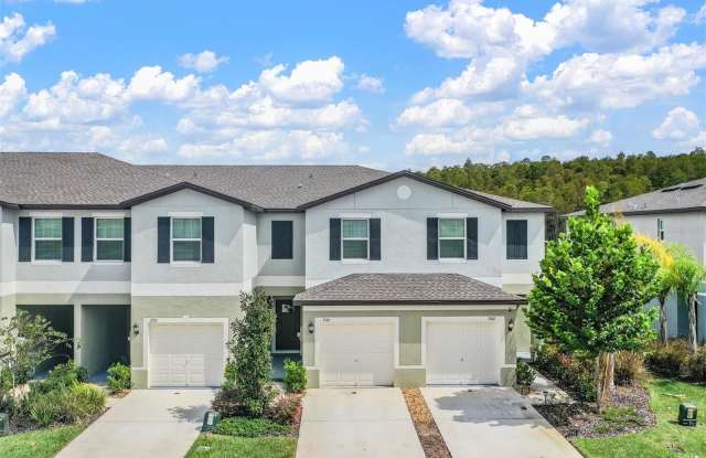 2166 GREAT SAPPHIRE Lane Gallery 1