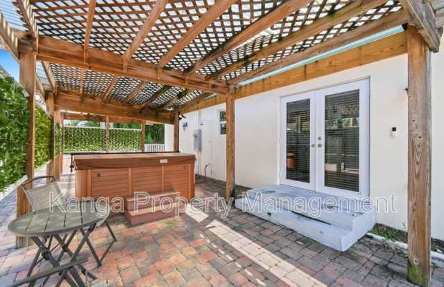 3450 S Olive Ave - 3450 South Olive Avenue, West Palm Beach, FL 33405