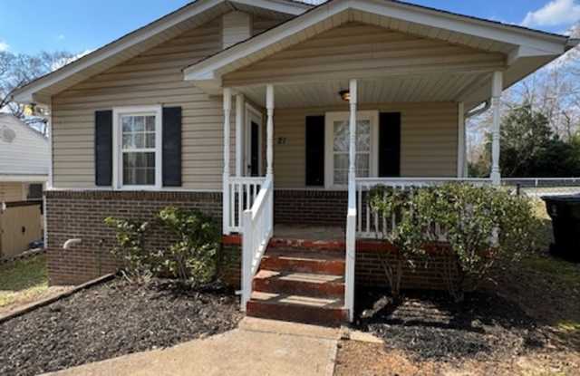 Charming bungalow in Overbrook - 2 bedrooms 1 full bath also has a laundry room with great storage and could be used as an office or bonus room. The kitchen is fantastic with a stainless appliance package. - 21 Dixie Avenue, Greenville, SC 29607 Charming bungalow in Overbrook - 2 bedrooms 1 full bath also has a laundry room with great storage and could be used as an office or bonus room. The kitchen is fantastic with a stainless appliance package. - 21 Dixie Avenue, Greenville, SC 29607