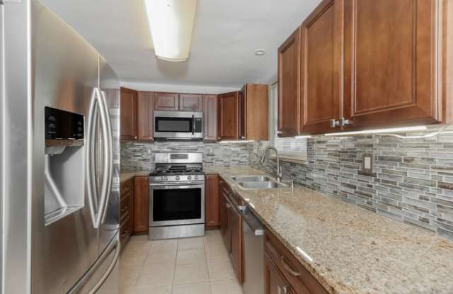 3899 Timberline Drive Gallery 3