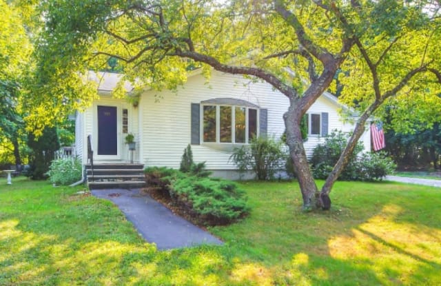550 Washington Road - 550 Washington Road, Rockingham County, NH 03870