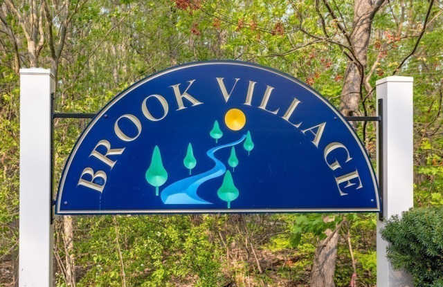 50 Spencer unit: 24 photos photos