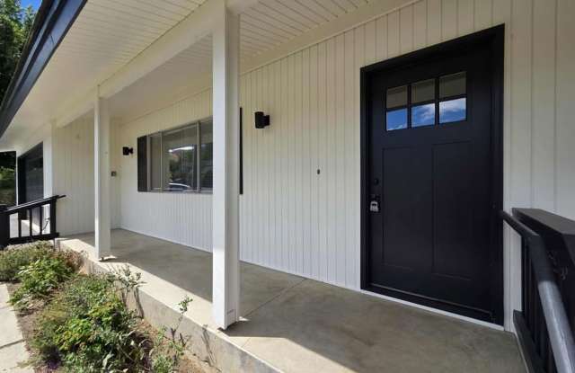 HUGE Number 2 Canyon ~ ~ 4 bedroom, 3 bathrooms! photos photos HUGE Number 2 Canyon ~ ~ 4 bedroom, 3 bathrooms! photos photos