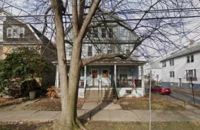 392 Chestnut Ave photos photos